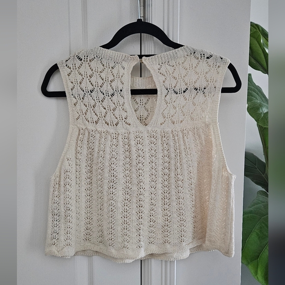 Zara Cream Crochet Crop Top - Picture 2 of 3